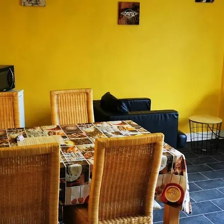 Appartement Mit Zwei Einzelbetten- Zwei Schlafzimmer -monteurswohnung - Fur Dienstreisende - Zentral An Der A1 Und 59 Leverkusen